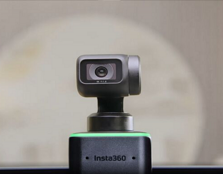 4K webcam uses a built-in gimbal to follow you around, enable gesture controls